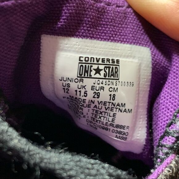 Converse One Star girls sparkly high tops sneakers - Picture 11 of 11